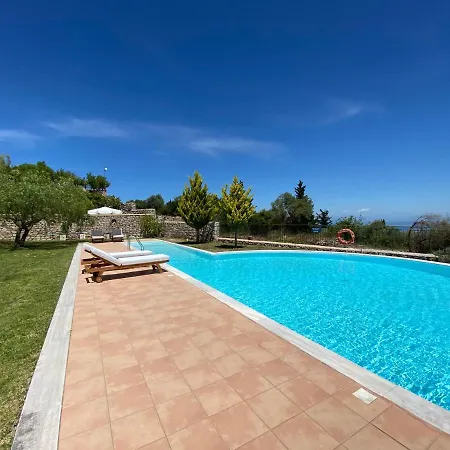 Anemones Villas *